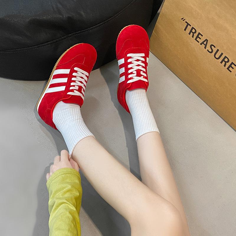 Dexun Shoes Women's Retro Spring and Autumn 2025 New Flat-bottomed Versatile Board Shoes Sports and Leisure Shoes Lightweight Forrest Gump Shoes
