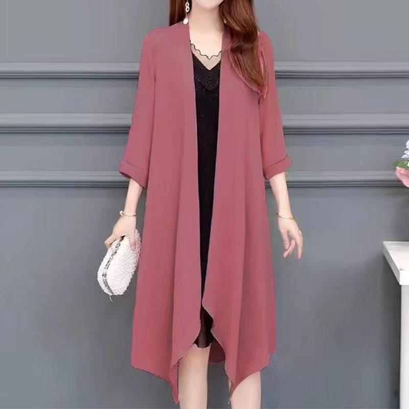 Women's Plus Size Chiffon Cardigan Trench Coat: Mid-Length, Versatile Spring/Summer Shawl for Middle-Aged & Elderly with Sun Protection.