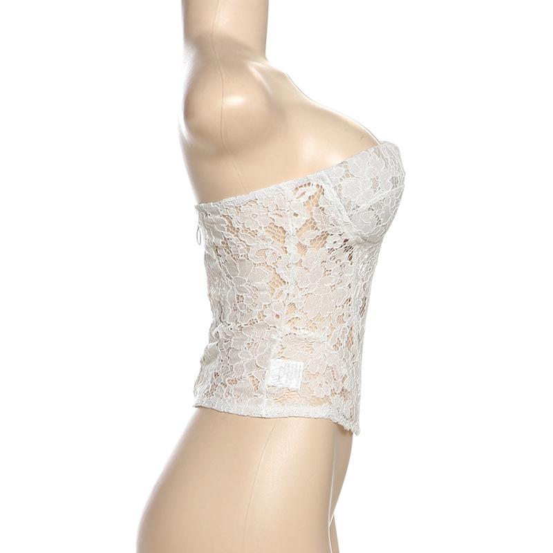 Korsetts, modische und elegante Damenbekleidung