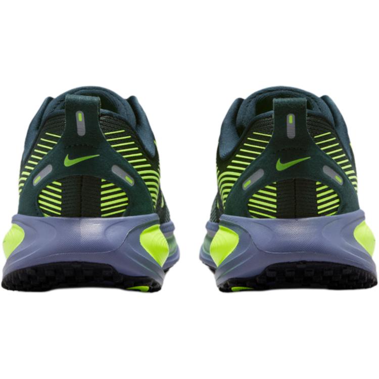 Nike Vomero 18 Comfortable Lightweight Trendy Low-Top Kids Running Shoes Kids Running Shoes Black Green HQ2157-300