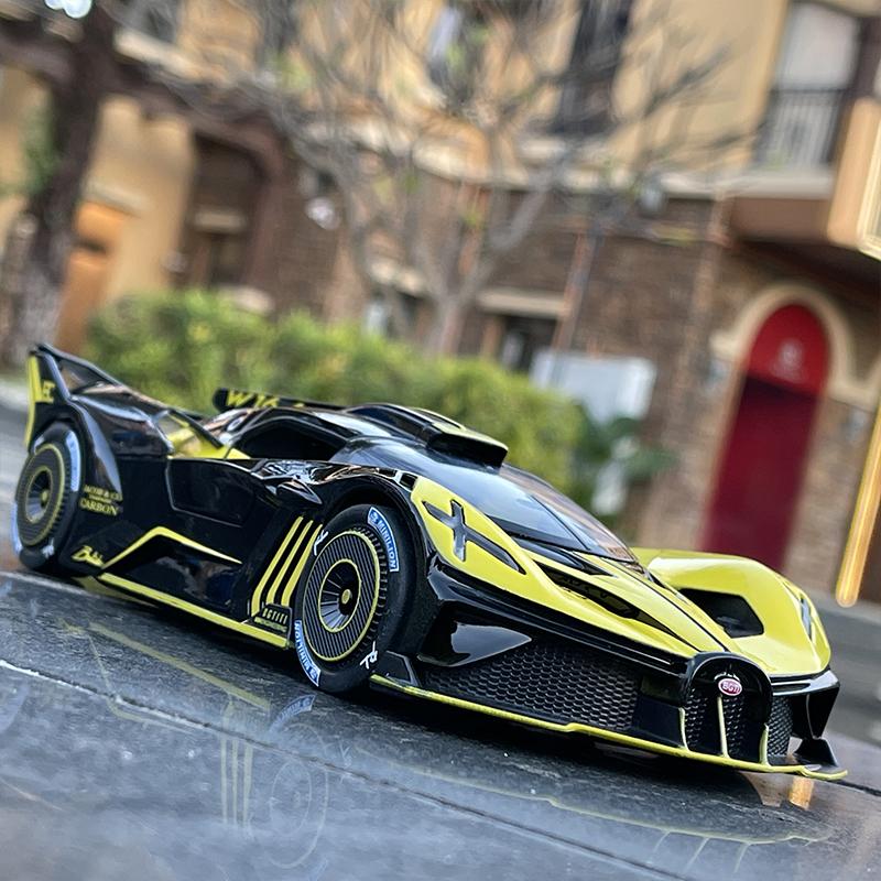 Modellino Auto Sportiva in Lega Bugatti Bolide 1/24 Diecasts & Veicoli Giocattolo Modello Auto Concettuale in Metallo Simulazione Suono Luce Regalo per Bambini