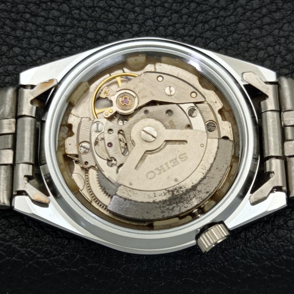 REFURBISHED AUTOMATIC SEIKO 5 MENS WATCH JAPAN MADE WHITE DIAL CUSTOM A440137-2 QV90-a440137