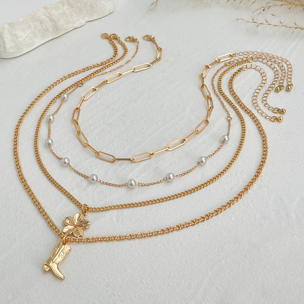 Fashion Style Metal Flower Necklace, Personalized Boots, Pendant, Imitation Pearl Chain Stacked Necklace.