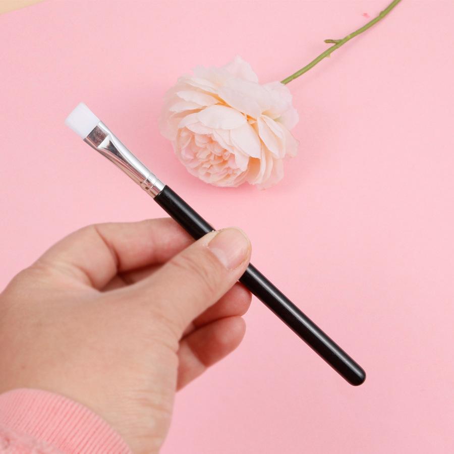 Einzelner flacher Pinsel, Präzisions-Concealer-Eyeliner-Pinsel, professioneller Lidschattenpinsel, tragbarer Make-up-Augenbrauenpinsel