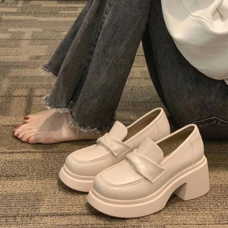 2026 New Women's Leather Shoes Fashion Thick Sole Women's High Heels Retro English Style Loafers Designer Women Mary Jane Shoes