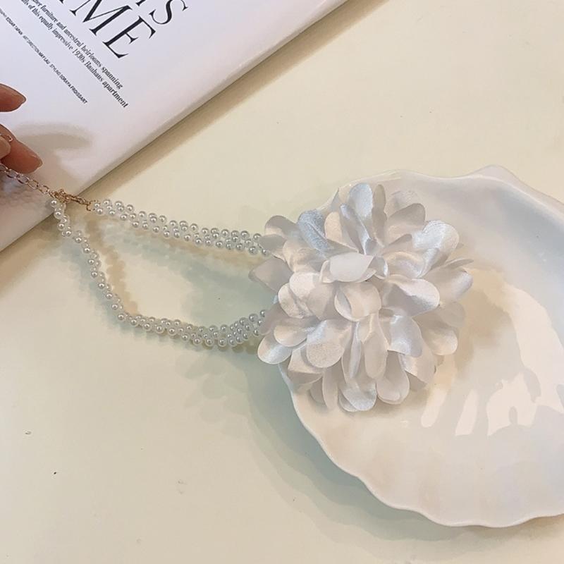 Stylish Double Layer Necklace Floral Choker Imitation Pearls Choker Vintage Neck Jewelry Elegant Flower Choker for Women