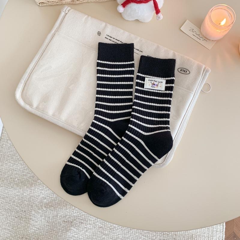 

College Style Striped Socks Children Spring Autumn And Winter Tube Socks, Tide Long Cotton Socks Cloth Label Casual Stacking Socks One size fits all чорний