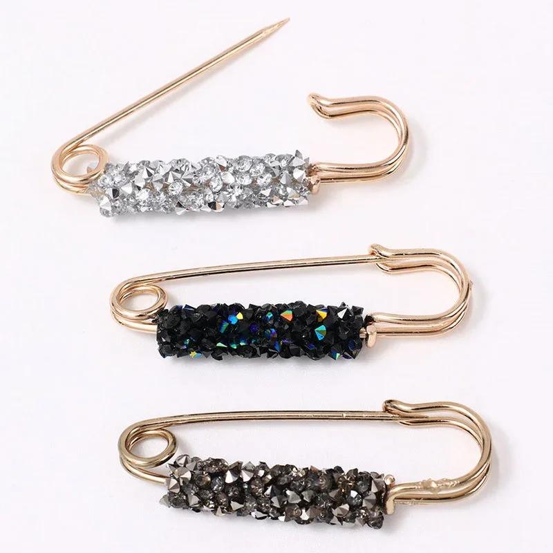 Crystal Brooches Waist Buckle Cardigan Jeans Anti-fade Brooch Pins Women Sweater Coat Anti Fall Pearls Clothes Pin Decoration