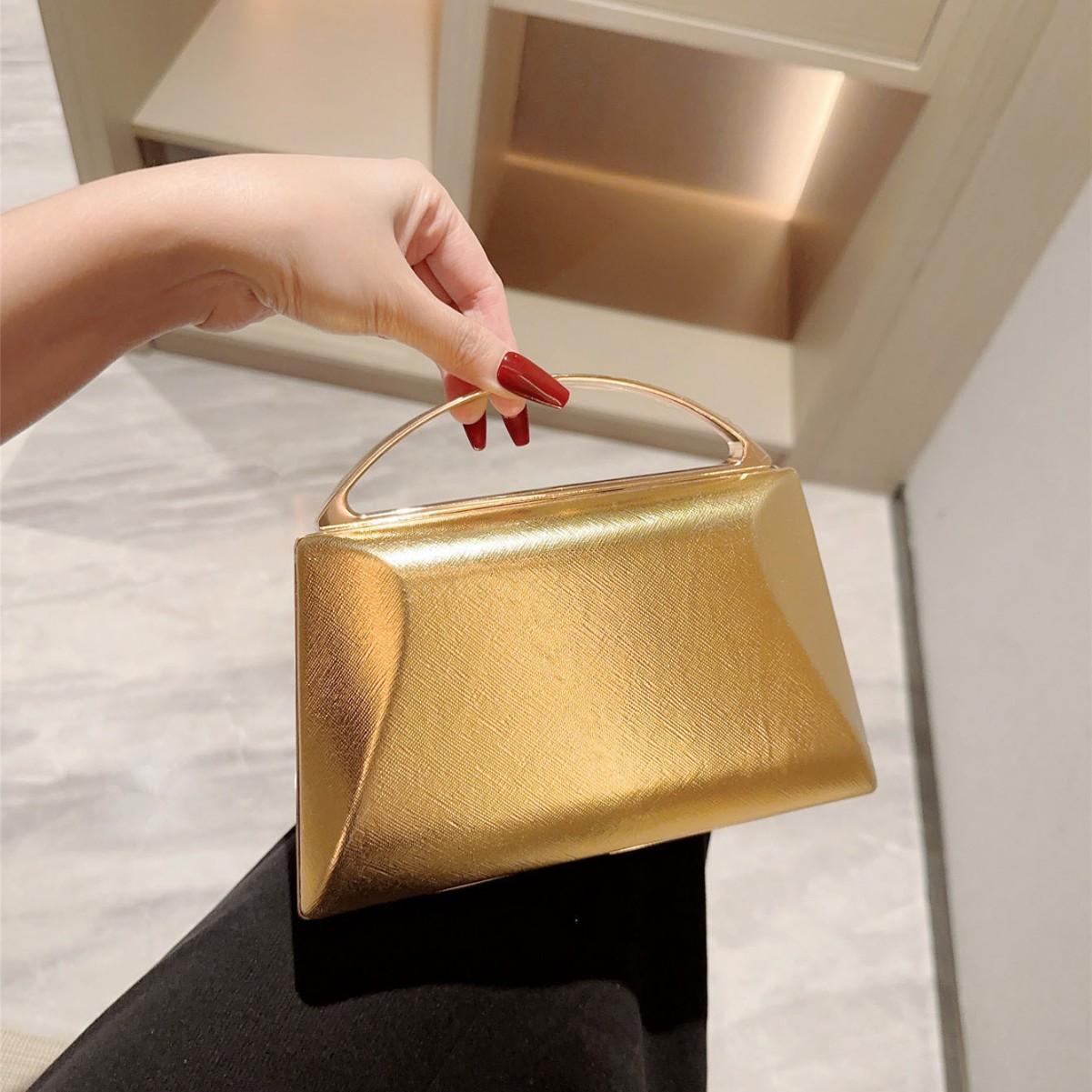 

Classic Sparkling Glitter Hard Box Small Square Bag Women s Hand-Held Evening Bag Party Prom Wedding Matching Dress золотой