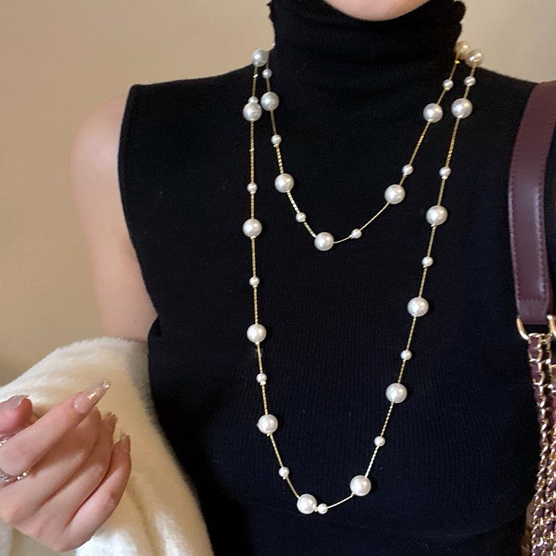 Exquisite Pearl Double-Layered Clavicle Necklace: French Elegance & Light Luxury Design
