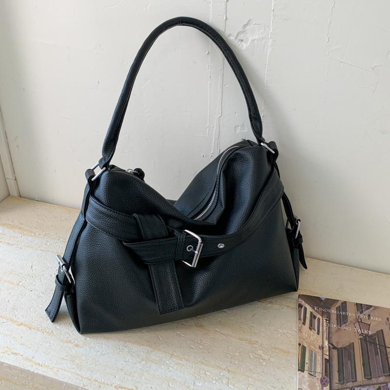 

Популярная ретро корейская версия древняя и старая мягкая средневековая сумка-тоут с локомотивом модная наплечная сумка-мессенджер женская 35*11*24 чёрный