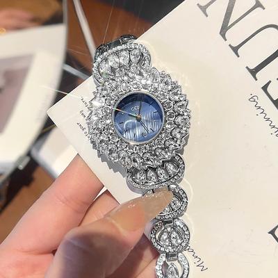 CQ443 Fashionable Luxury Starry Sky Bracelet Women Watch Beimu Exquisite Quartz Watch Casual Clock Giftwatches for Woman