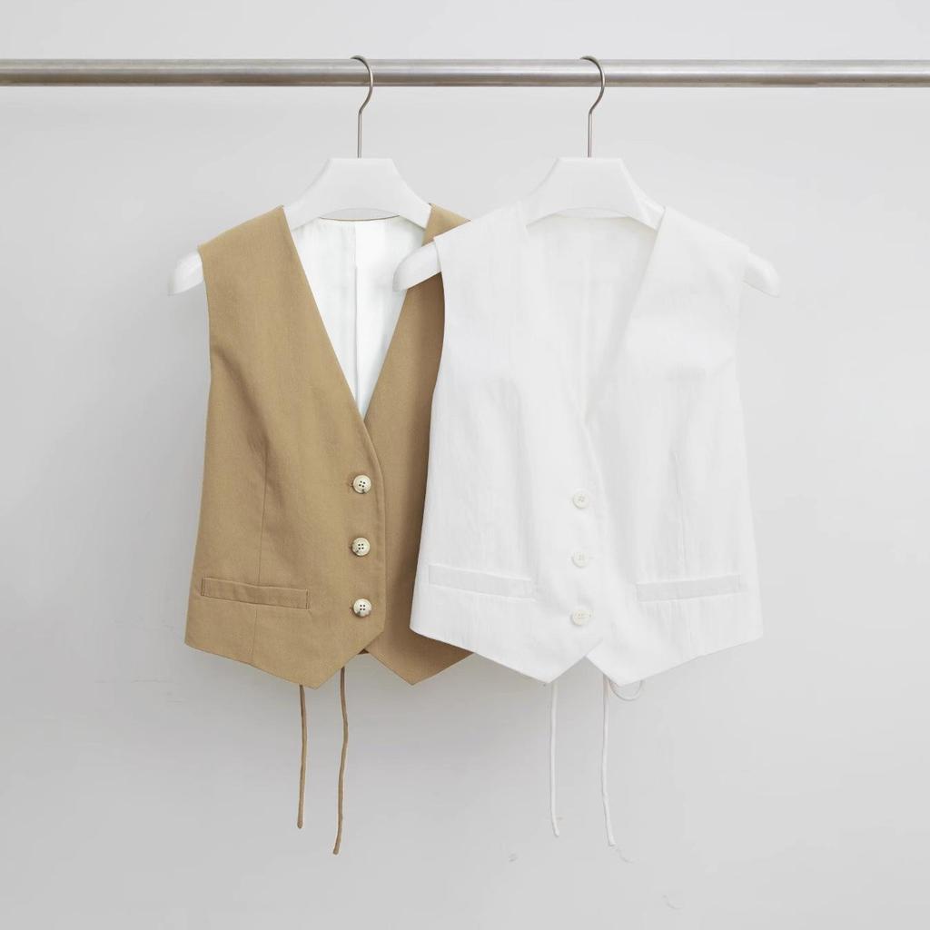 Elegant Vintage-Style Breathable Vest & High-Waist A-Line Slit Skirt Set