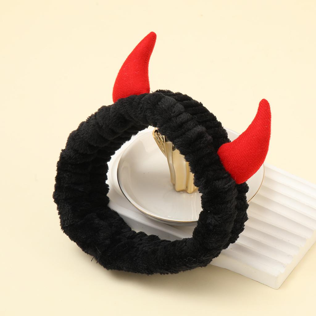 1PC Plush Headband Devil Horn Hairbands Cute Cartoon Headwrap For Face Wash Skincare Makeup Hair Accessories For Women