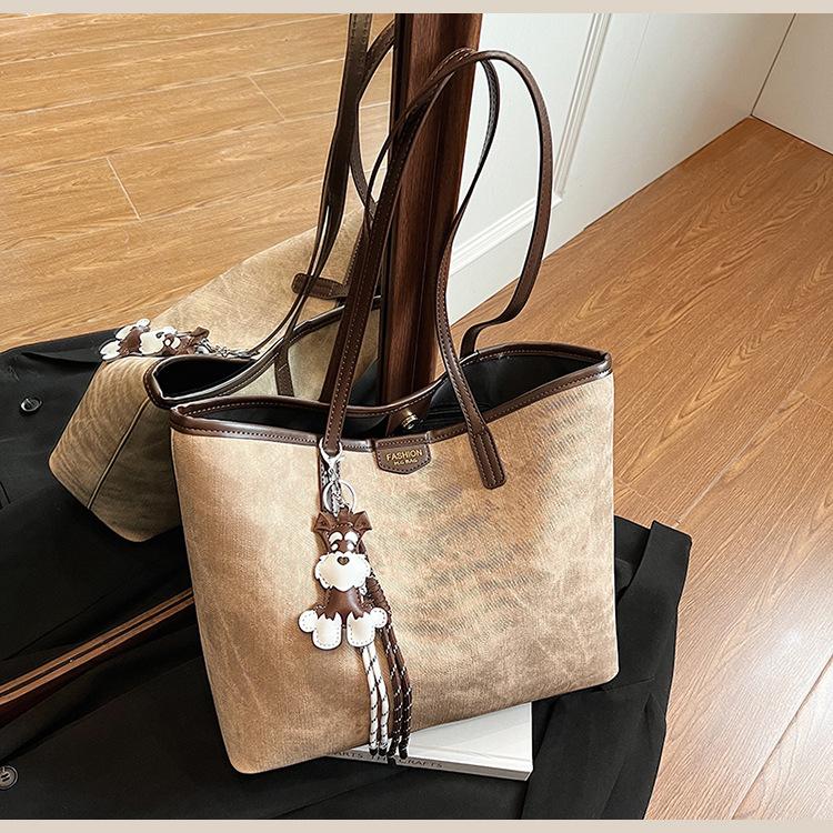 Casual Commuting Retro Large-capacity Tote Bag Women's 2026 New Spring and Summer Versatile Popular PU Texture Shoulder Bag