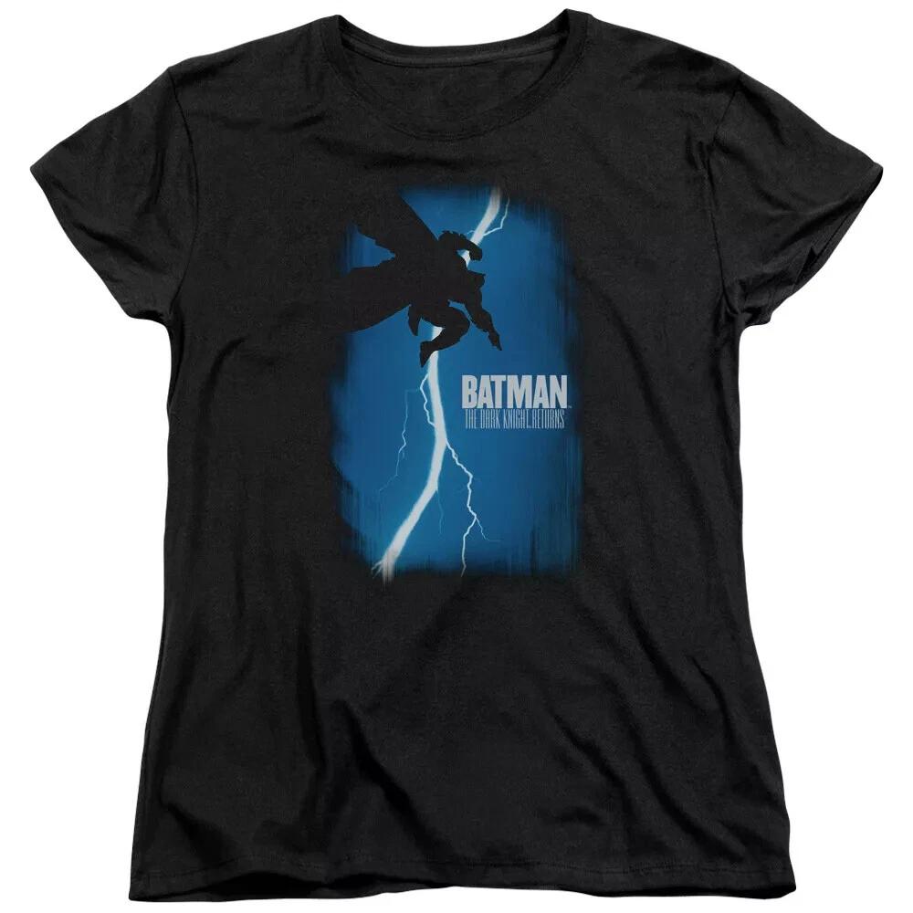 Batman  Dark Knight Returns Cover  Women s T-Shirt M