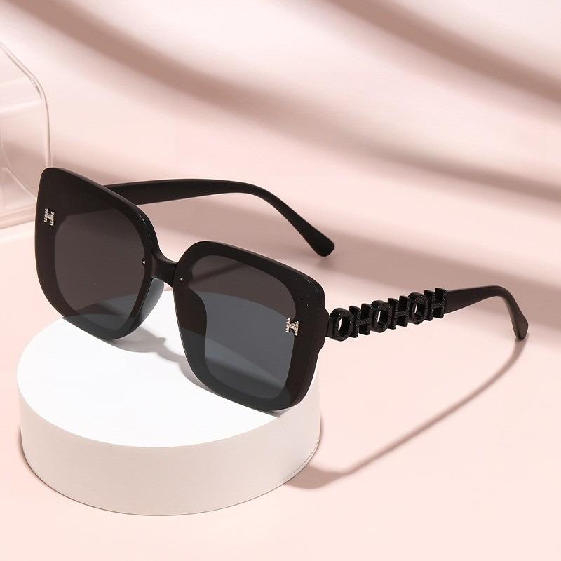 

Fashionable Oversized Square Sunglasses for Women Stylish Large Frame