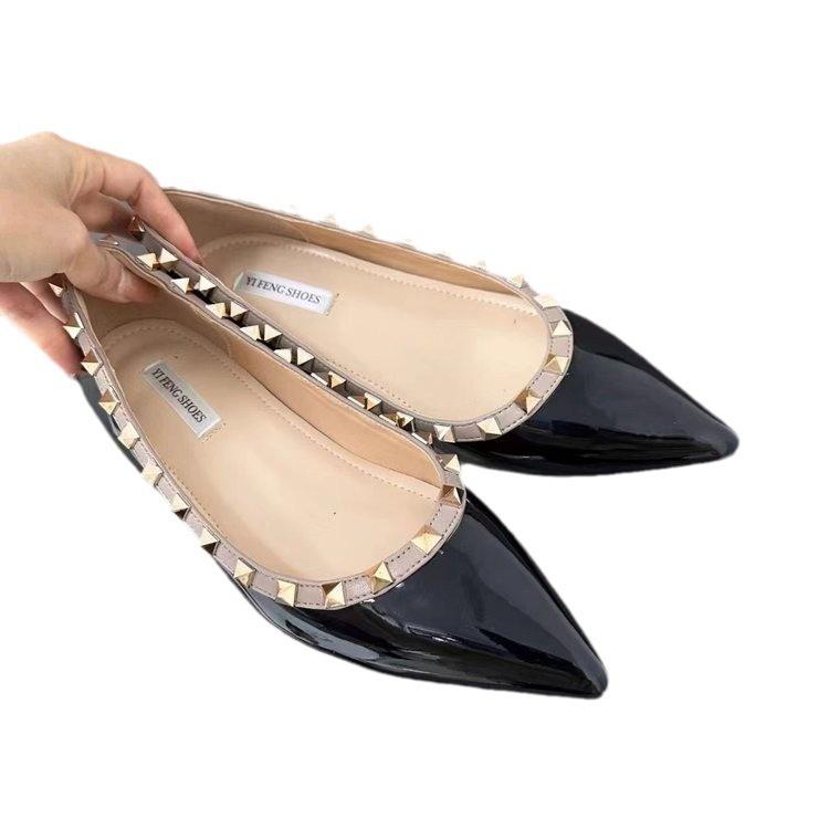 Temperament 5cm small V home rivet light mouth nude pointed head inner height increase soft patent leather single shoes women's commuter shoes