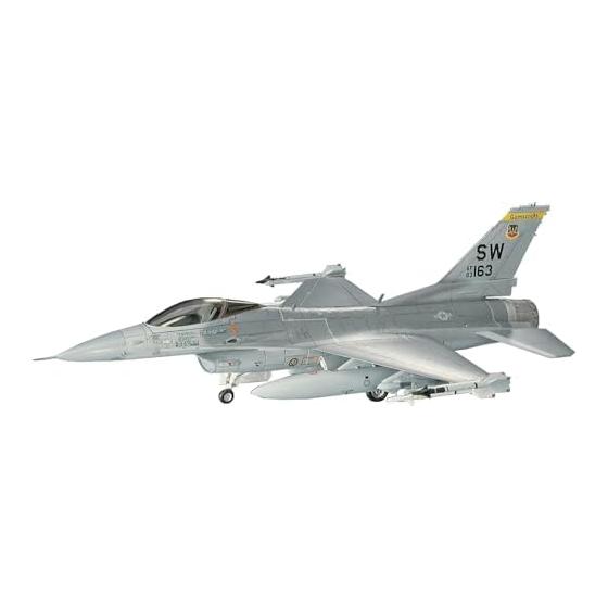 Пластиковая модель самолета ВВС США F-16C Fighting Falcon масштаба 1/72 от Hasegawa B2