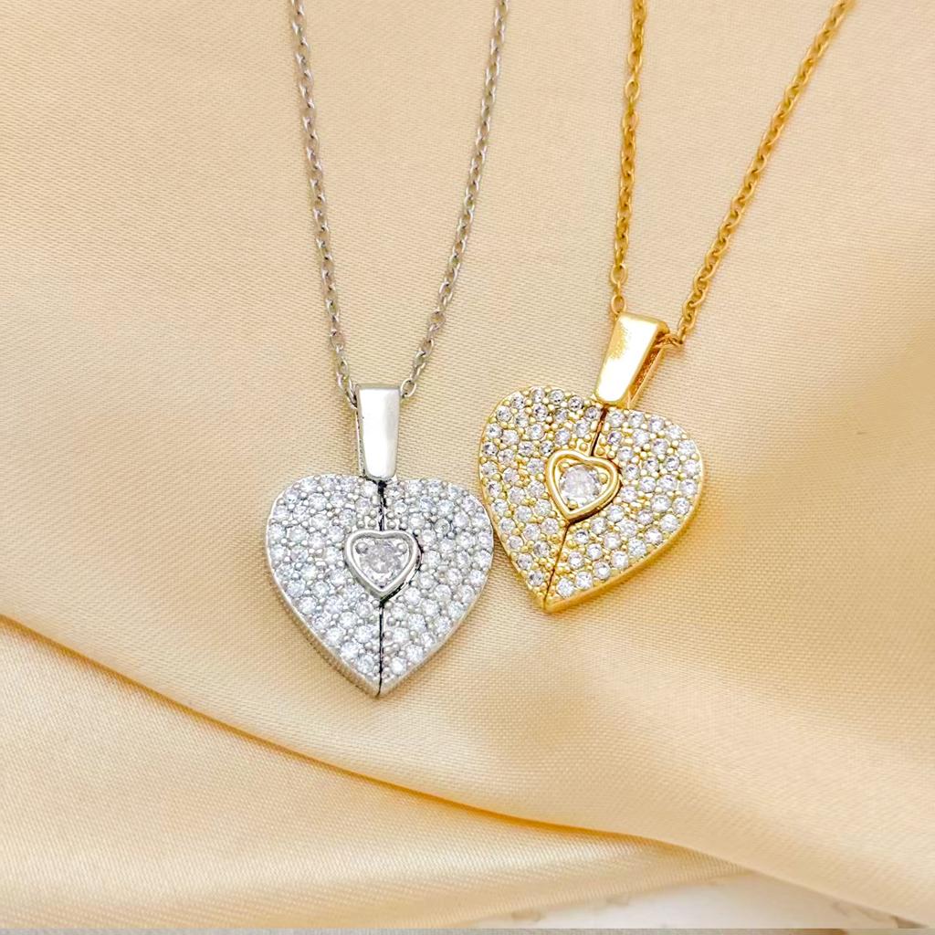Stainless Steel Chain Copper Zircon Pendant with Engraved Logo Heart-shaped Custom Opening Pendant Necklace
