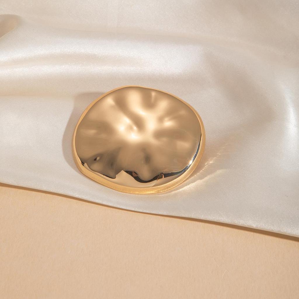 European & American Retro Firework Brooch for Women - Elegant, Versatile Metal Pin for Suit Jackets