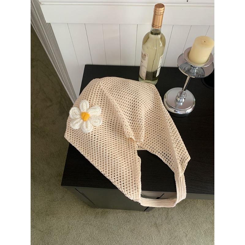 

Вместительная пляжная сумка ручной вязки с цветочным узором для отпуска на море Модная сумка-тоут через плечо для通勤 бежевый