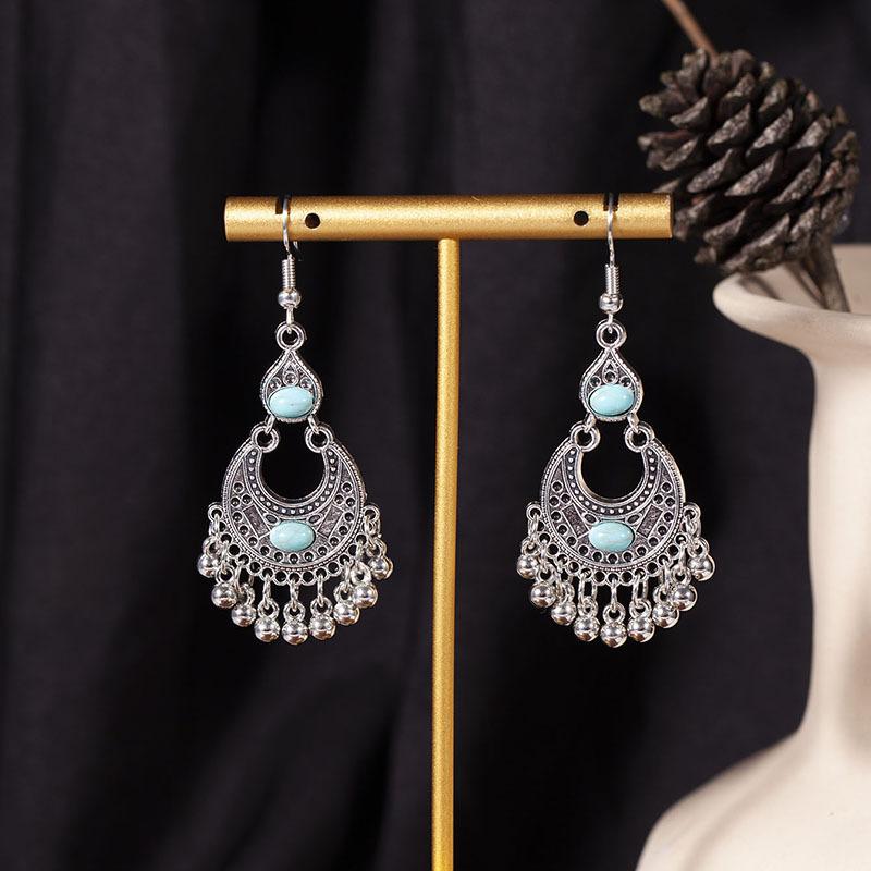 European, American and Bohemian Hollow Bead Fringed Earrings, High-end Retro Ethnic Style Earrings, Fashionable Long Earrings.