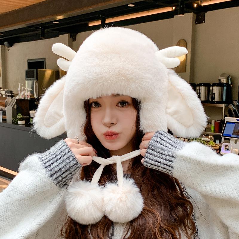 Cute plush hat women's winter outdoor cold protection, warm ear protection, antlers show face, small pullover hat