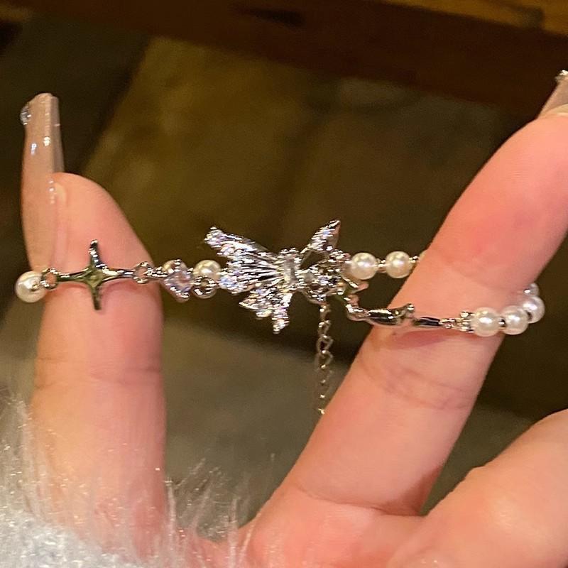 Popular Ultra-shiny Zircon Bracelet for Women, Versatile and High-end, New Chinese Style Vintage Butterfly Jewelry