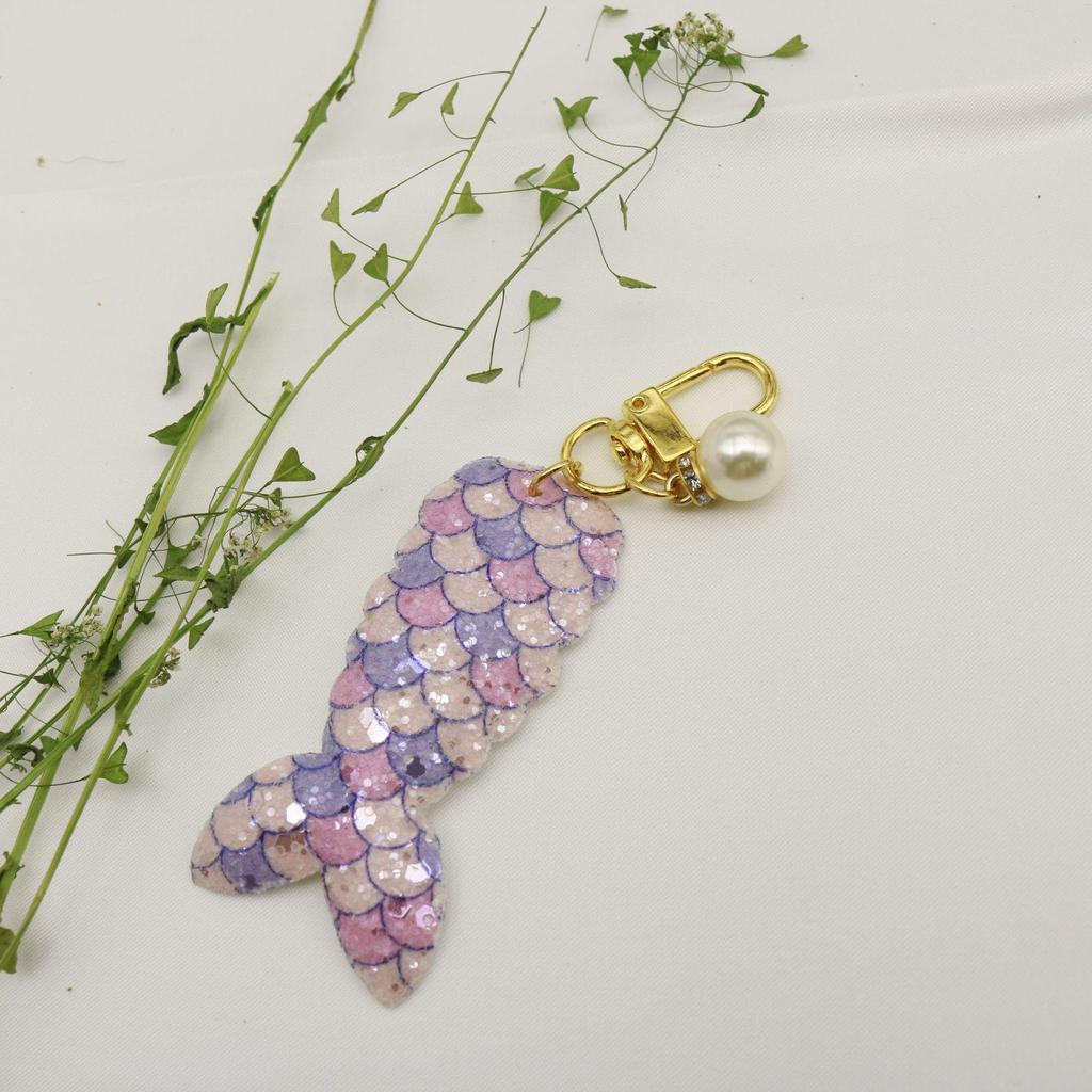 Cute Pearl Mermaid Tail Sequin Keychain