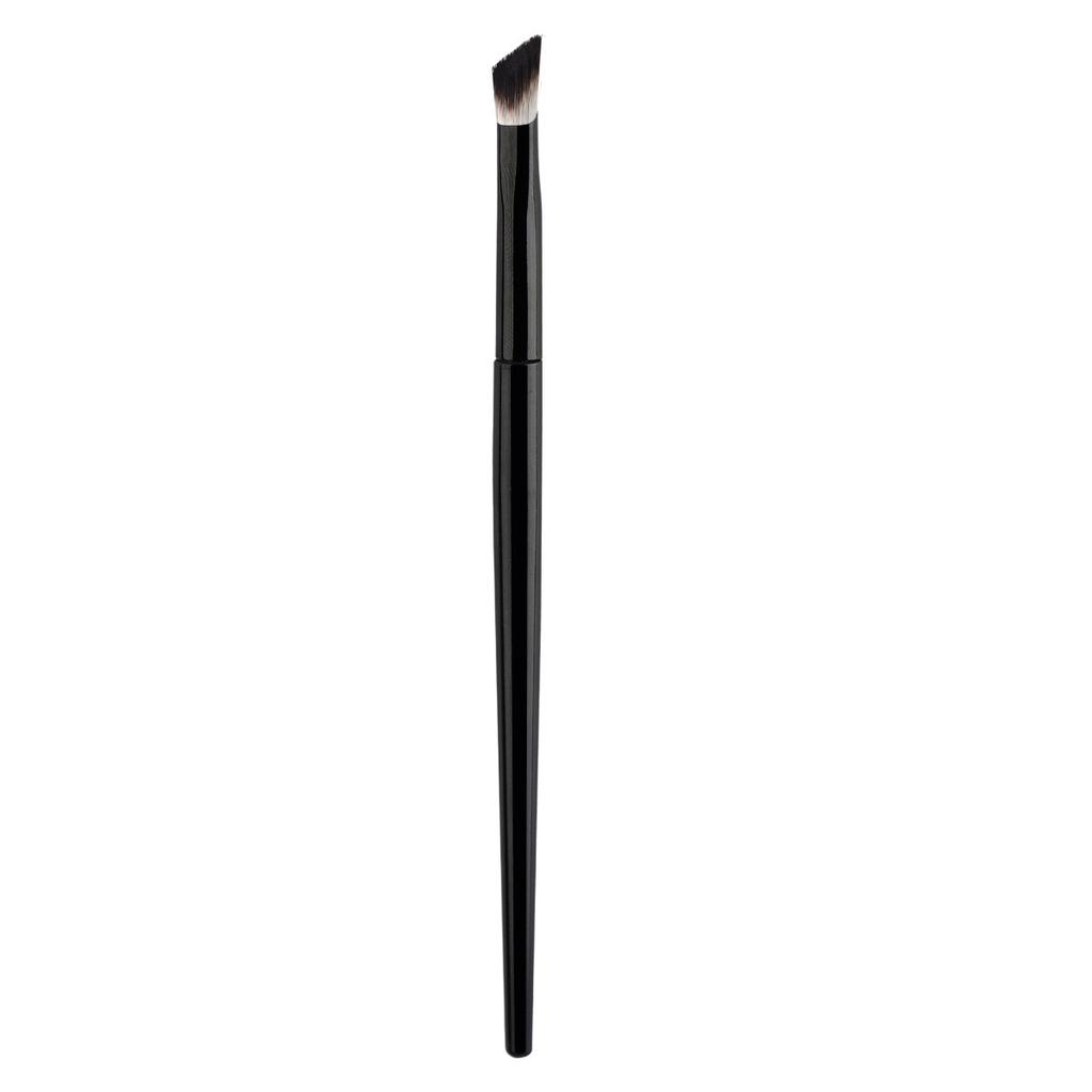 Small iron, concealer brush, highlight brush, oblique head, triangular grooming makeup brush, face brightening, tear groove brush, makeup brush.