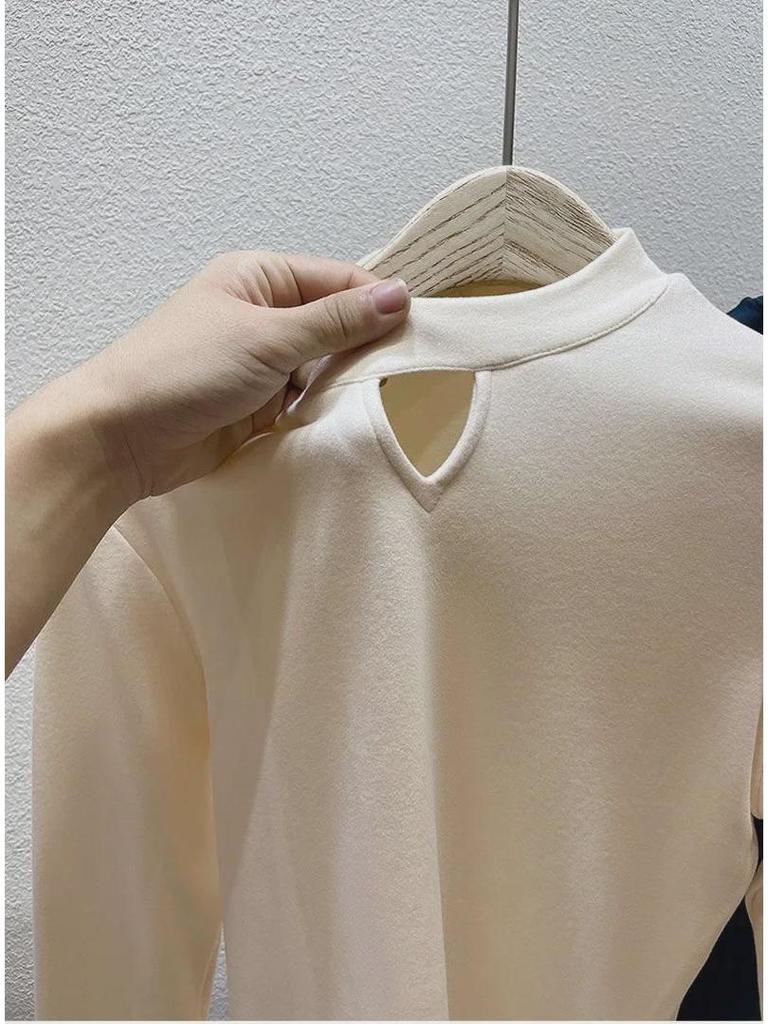 Dámské sametové tričko s dlouhým rukávem a polovičním rolákem - Podzim/Zima 2024 Dutý design