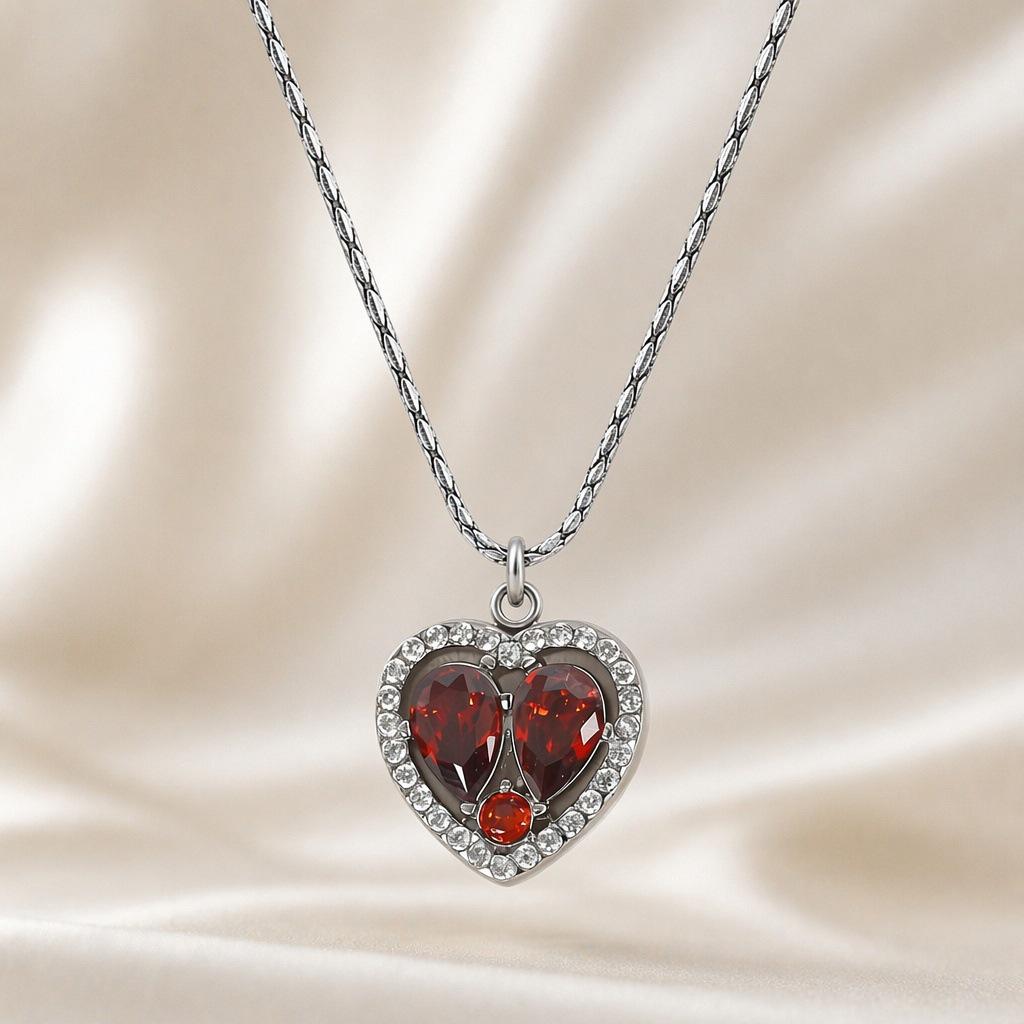 Elegant Women's Stainless Steel Zirconia Heart Necklace