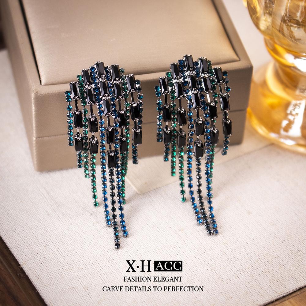 Elegant Gold-Plated Black Zircon Stud Earrings - Niche Design for a Luxurious Fashion Statement