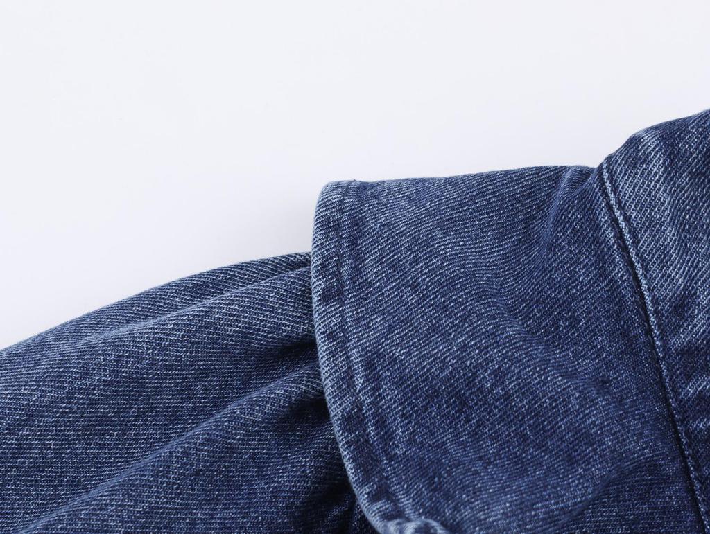 Moda femminile europea e americana: Camicia di Jeans a Strati Casual e Cintura con Jeans a Vita Bassa e Gamba Larga