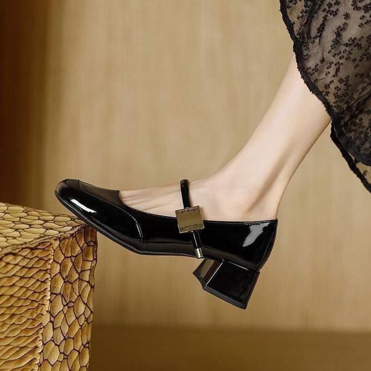 Fashion Fashionable retro style shoes shallow mouth casual comfortable versatile single shoes new square toe single shoes for women