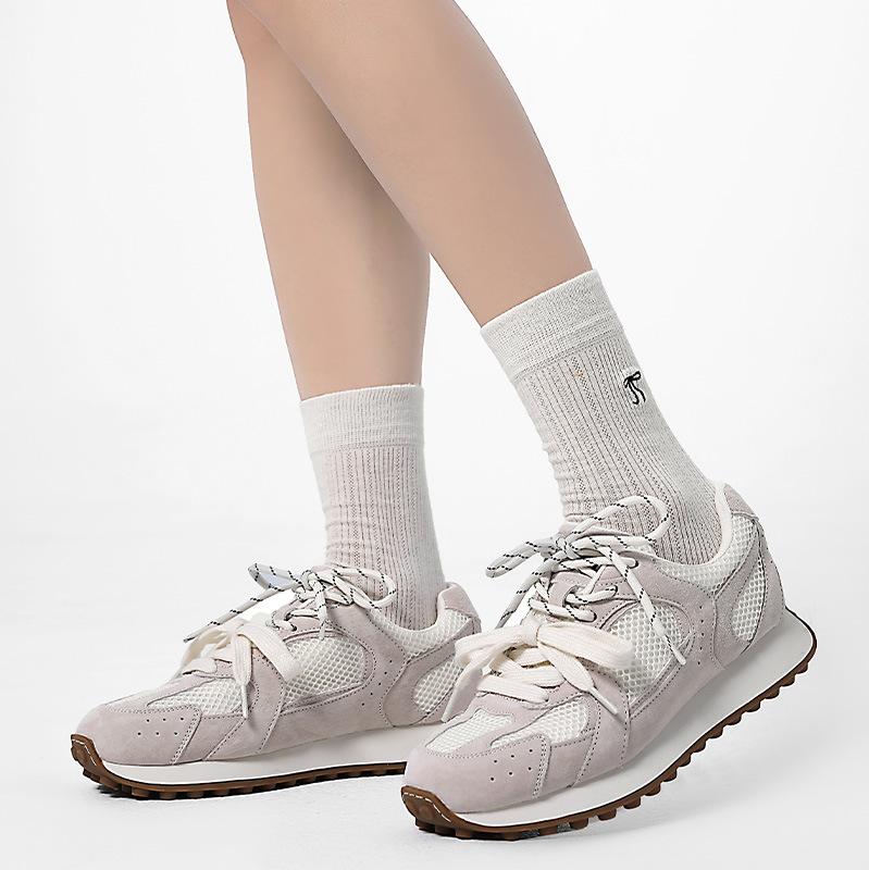 New Grape Mother With The Same Fashionable Retro Pair Of Shoelaces Spliced Mesh Versatile Casual Style Sports Shoes Women