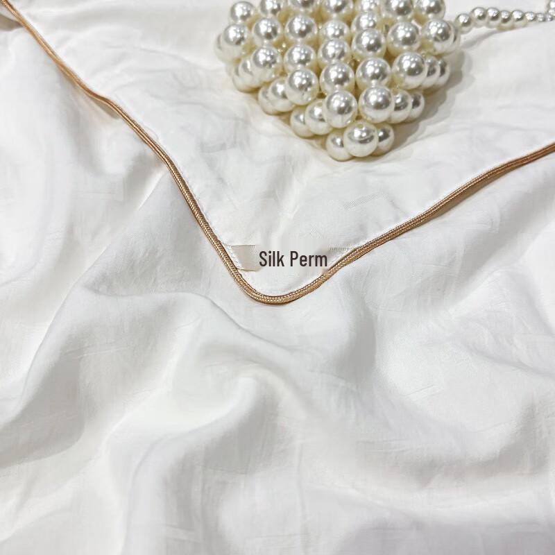 Aotejia Pure Mulberry Silk Quilt