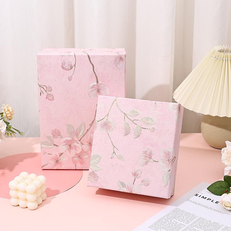 Qixi Festival Zijden Sjaal Cadeaubox – Elegante Verpakking voor Souvenir en Cadeau