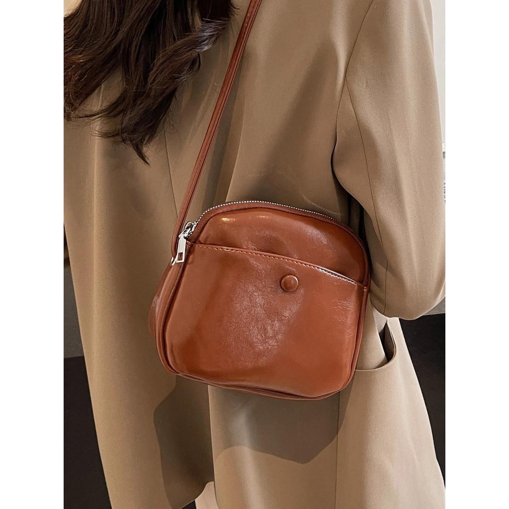 High-Grade Sense One Shoulder Bags Women Soft Leather Zipper Design Small Square Pack Solid Color Phone Bag
