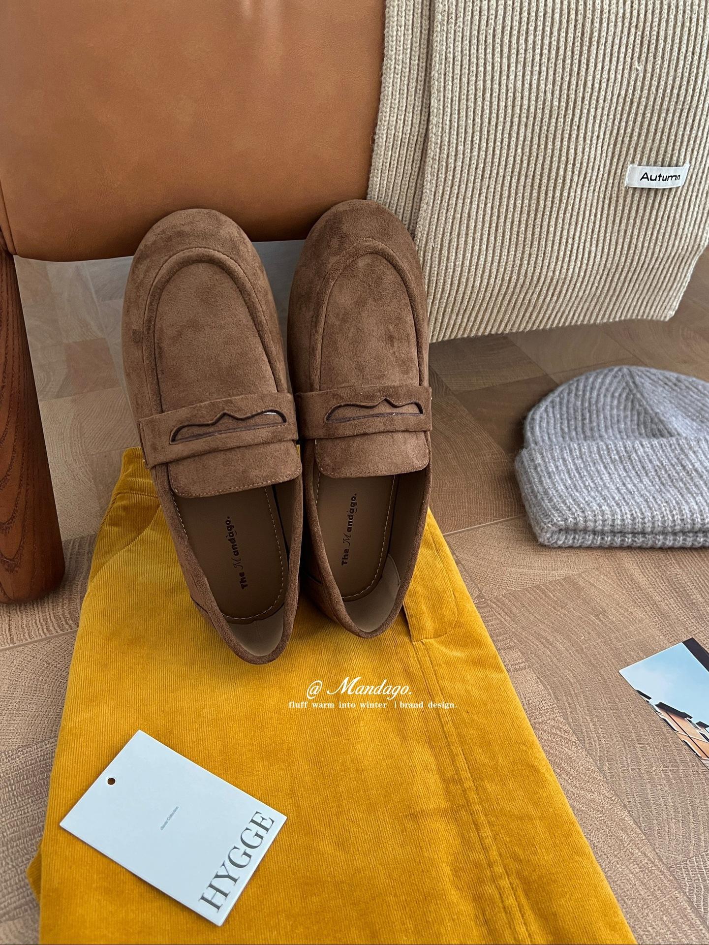 

THEMANDAGO mango big fruit old money wind gold coin loafers feeling round head one pedal soft sole single shoe 39 зеленого кольору хакі