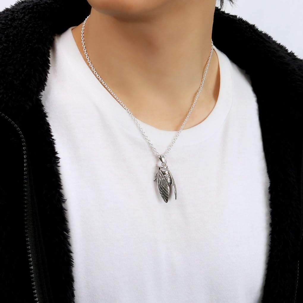 [Shinjuku Gin No Kura] 3D Cicada Pendant In Silver 925 (No Chain) - Insect Charm - Unique and Unique Men's Necklace Motif