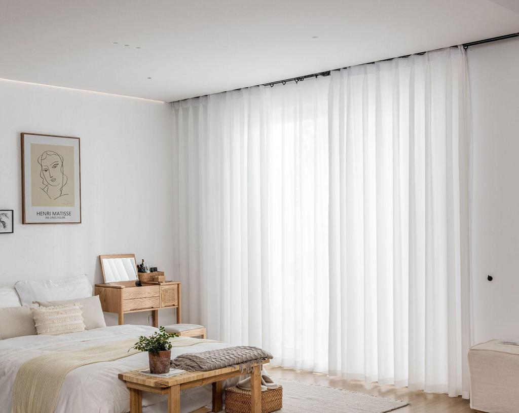 Weather-Resistant White Window Screen: Waterproof, Oilproof, Stainproof, Opaque, Light-Transmitting Gauze for Indoor/Outdoor Use