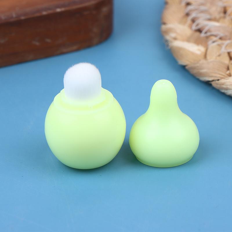 

Mini Gourd-Shaped Silicone/Nylon Lip Brushes Portable Lipstick & Lip Balm Applicator With Cap Perfect Blending & Smudge Tool hair жовтий