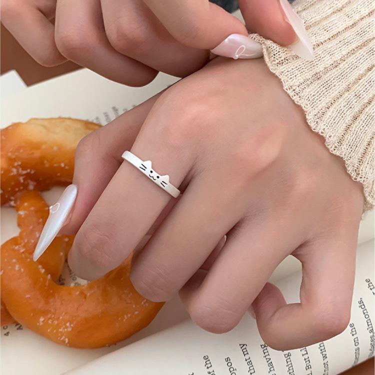 Children's Fun Animal Diary Ring: Versatile Adjustable Ring with Niche Creative Design for Women, Fashionable Open Style for Index Finger.