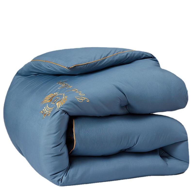 All-Season Soybean Fiber Quilt