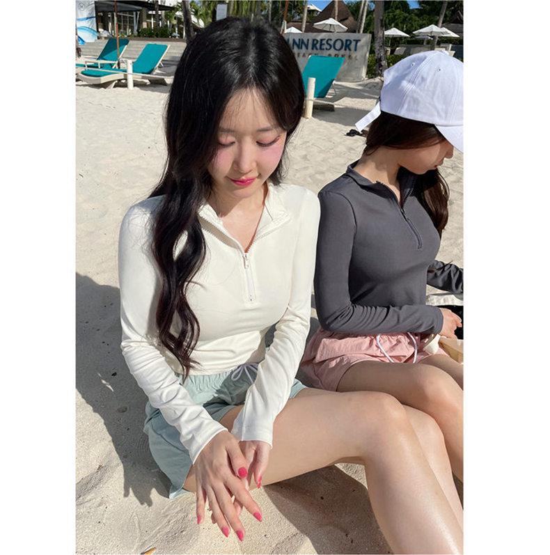 Women's Korean Style Slimming 3-Piece Swimsuit Set: Long Sleeve, Shorts, Sunscreen.