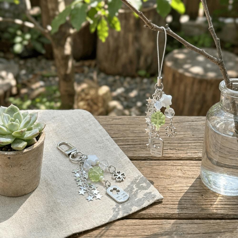 Boho Star Four-Leaf Clover Bag Charm Lucky Leaves Acrylic Lanyard Chain Accessory Colored Bead Cute Phone Charm Pendant Girl
