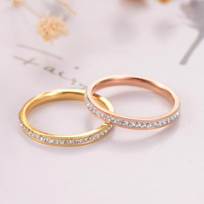 Bague en acier titane et diamants ciel étoilé: Bague de couple élégante, stylée et durable