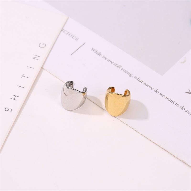 European & American Fashion Punk Retro Geometric Ear Cuff: Unisex, No Piercing, Wide, Polished Ear Clip Jewelry.